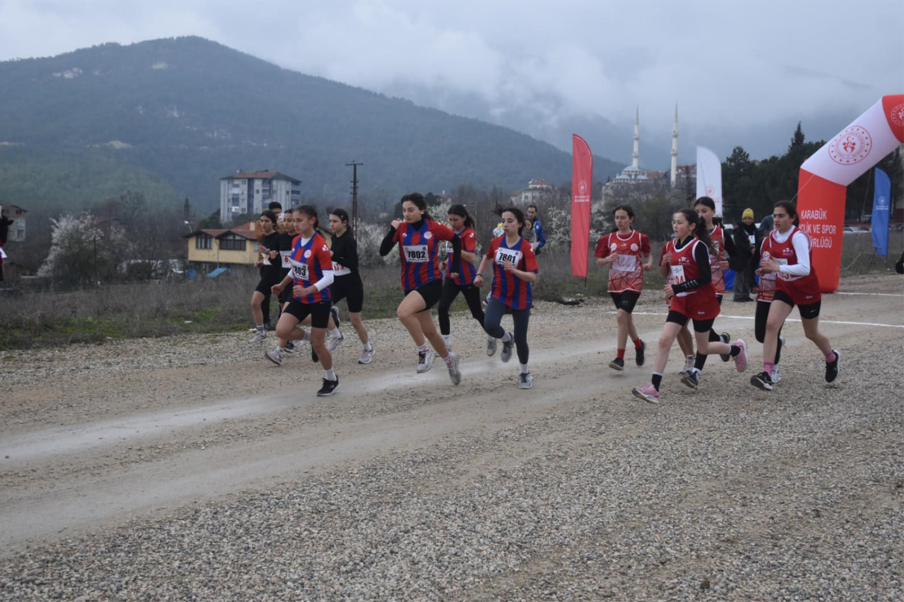 19 Mayıs Atatürk’ü Anma Gençlik ve Spor Bayramı Gençlik Koşusu